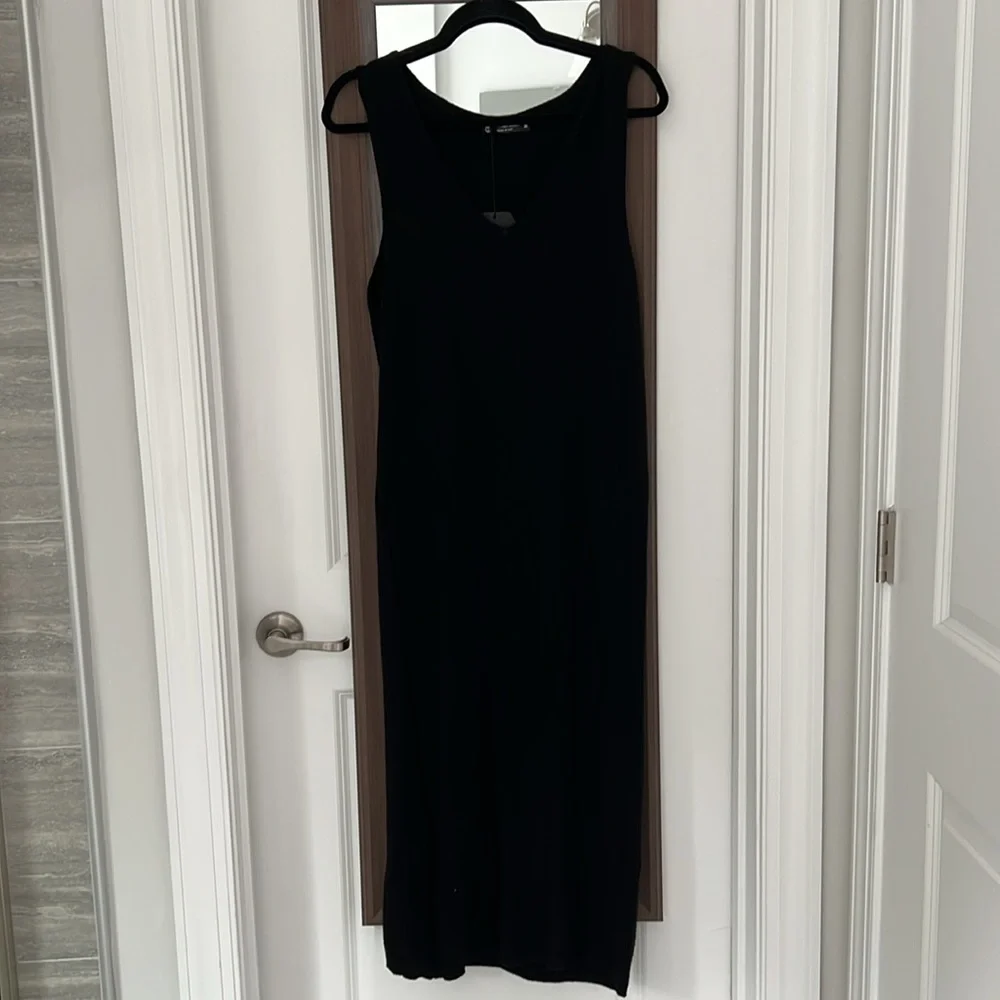 Sweater Maxi Dress - Picture 2 of 4